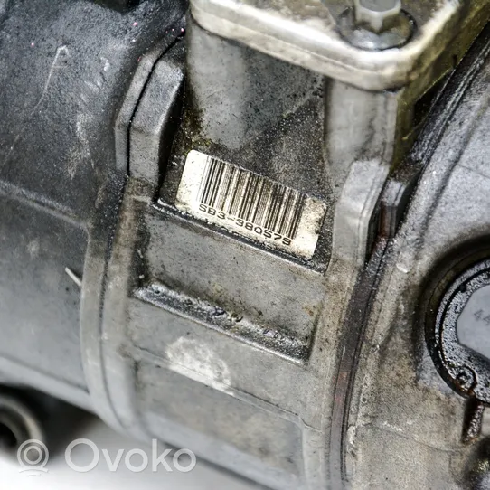 Volkswagen Touareg I Ilmastointilaitteen kompressorin pumppu (A/C) 7H0820805C