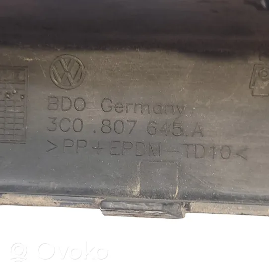 Volkswagen PASSAT B6 Cache crochet de remorquage 3C0807645A