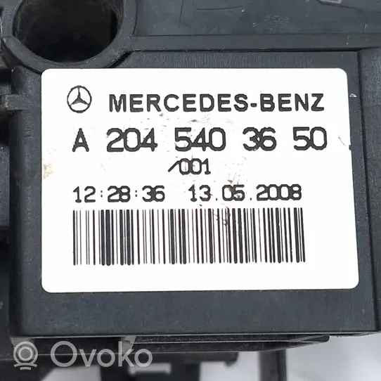 Mercedes-Benz C W204 Saugiklių blokas A2045403650