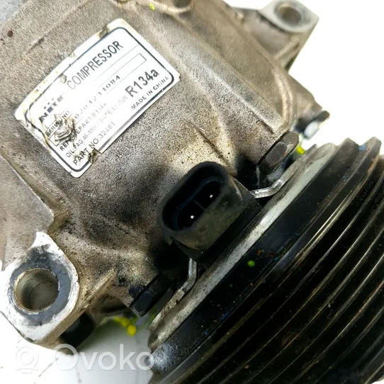 Renault Scenic RX Ilmastointilaitteen kompressorin pumppu (A/C) NRF32481