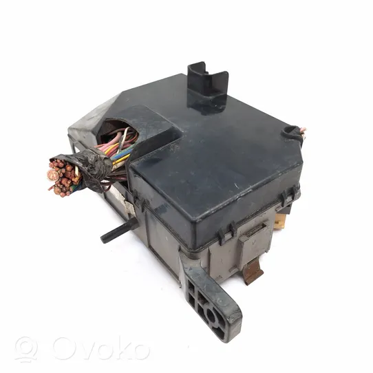 Hyundai Elantra Module de fusibles 912102D010