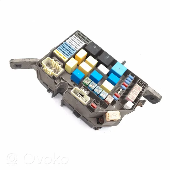 Hyundai Elantra Module de fusibles 912102D010