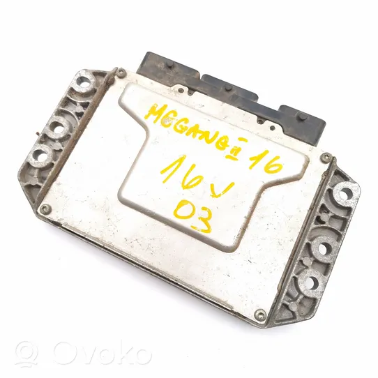 Renault Megane II Komputer / Sterownik ECU silnika 8200242405