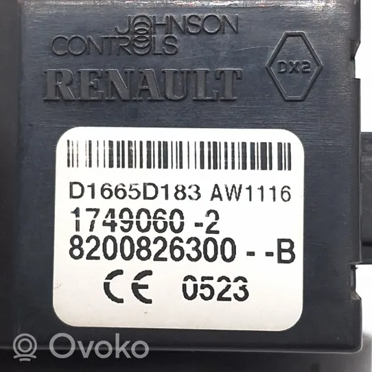 Dacia Duster Komputer / Sterownik ECU i komplet kluczy 237100703R