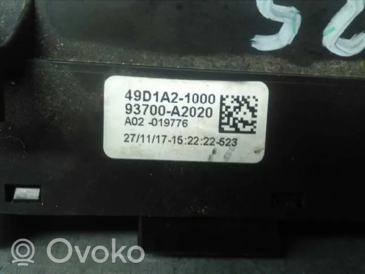 KIA Ceed Daudzfunkciju vadības slēdzis / poga 93700A2020