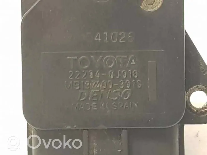 Toyota Avensis T250 Измеритель потока воздуха 222040J010