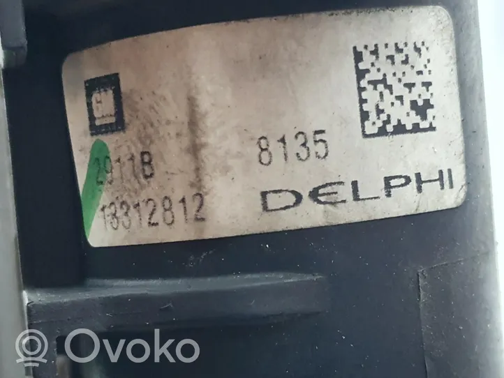 Opel Zafira C Jäähdyttimen lauhdutin 13312812