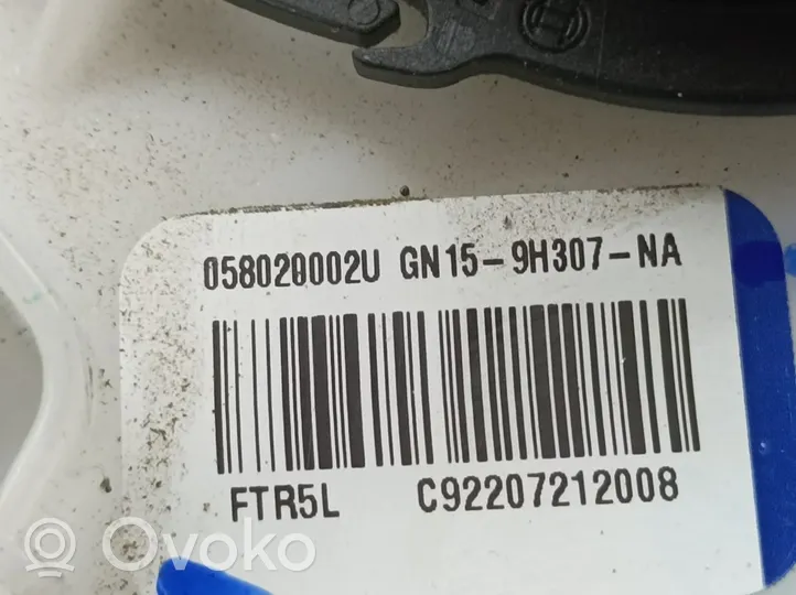 Ford Ecosport Polttoainesäiliön pumppu GN159H307NA