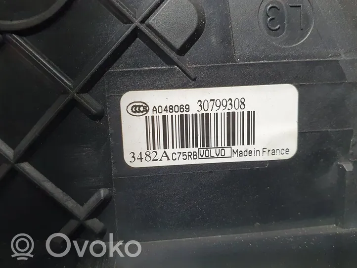 Volvo XC60 Zamek drzwi przednich 30799308