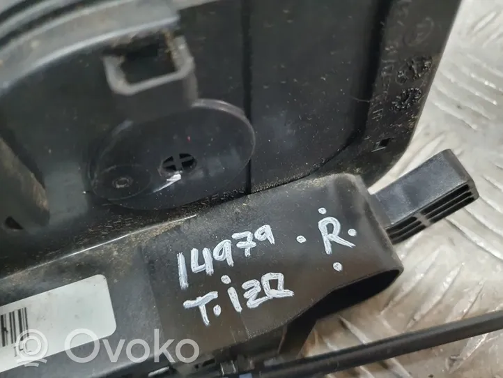 Toyota Avensis T270 Rear door lock 