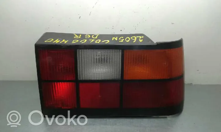 Volvo 440 Feux arrière / postérieurs 