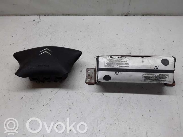 Citroen Xsara Picasso Airbag set with panel, 148.77 € RRR