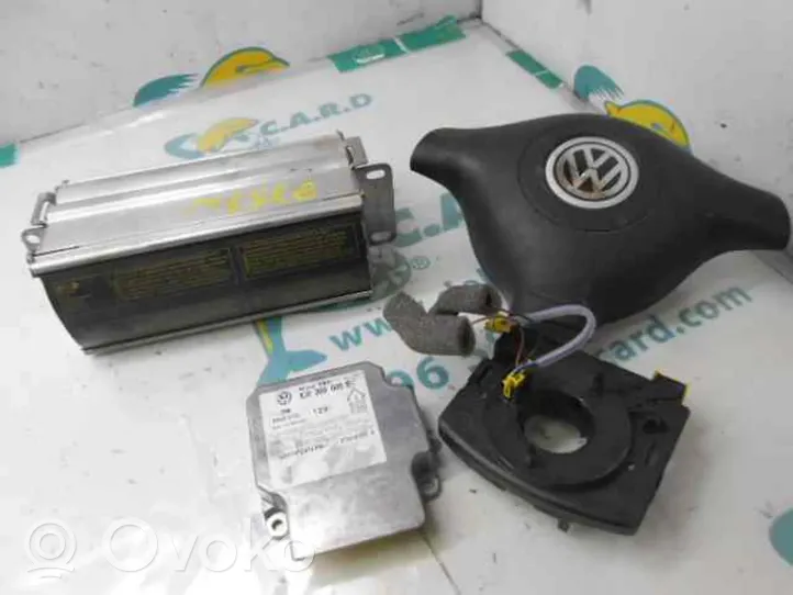 Volkswagen Golf IV Airbag set with panel 