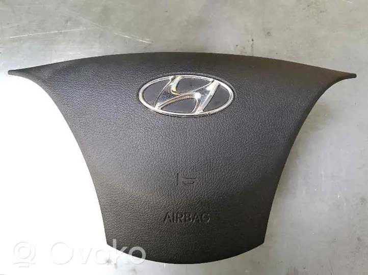 Hyundai Elantra Turvatyynysarja paneelilla 