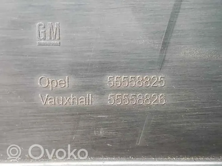 Opel Corsa D Variklio dangtis (apdaila) 55558825