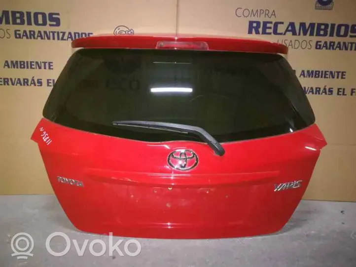 Toyota Yaris Takaluukun/tavaratilan kansi 