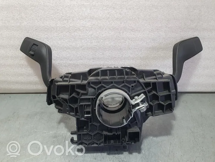 Ford Ecosport Pulsanti/interruttori sul volante GN153F944AJ