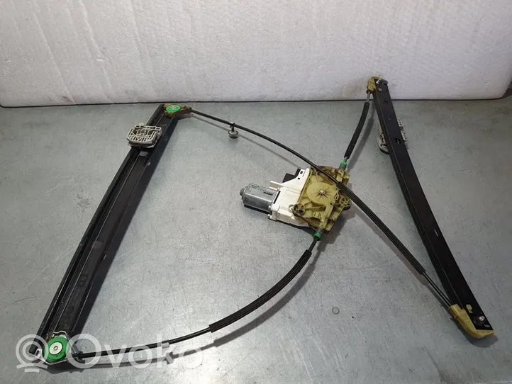 Audi Q7 4L Alzacristalli della portiera anteriore con motorino 4L0837461A