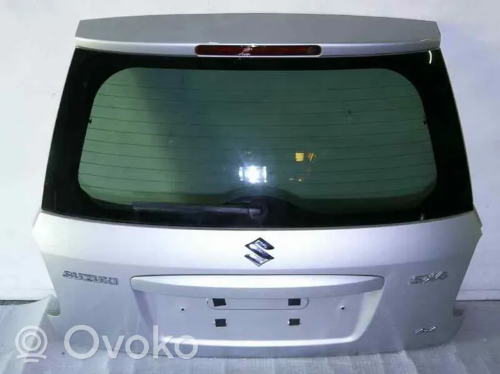 Suzuki SX4 Couvercle de coffre 