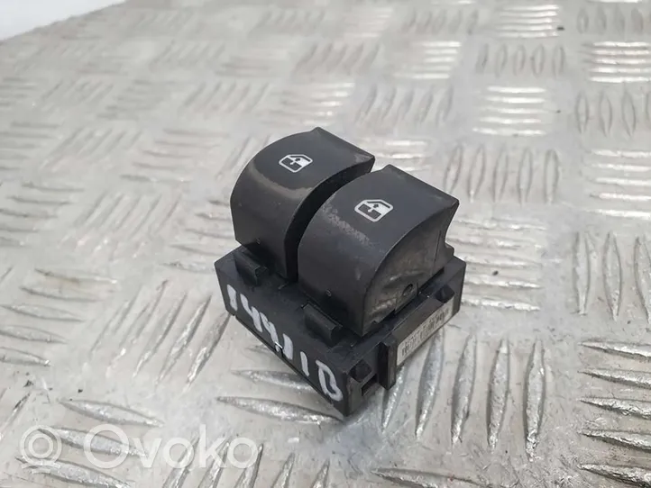 Fiat Grande Punto Electric window control switch 