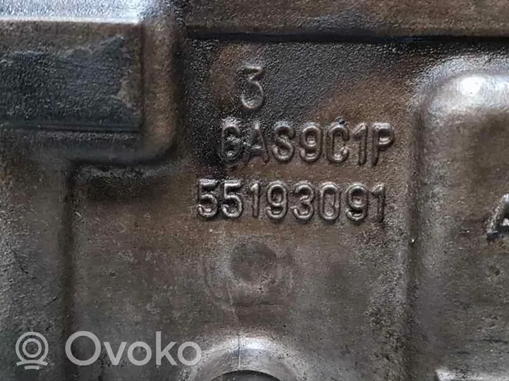 Opel Astra H Culasse moteur 55193091