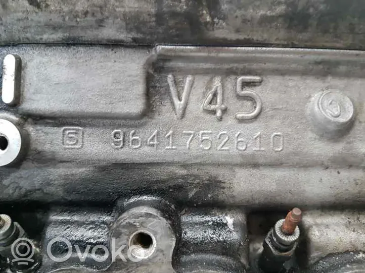 Volvo V40 Culasse moteur 9641752610