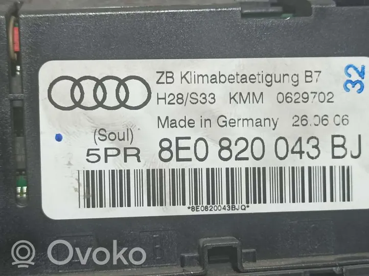 Audi A4 S4 B6 8E 8H Ilmastoinnin ohjainlaite 8E0820043BJ