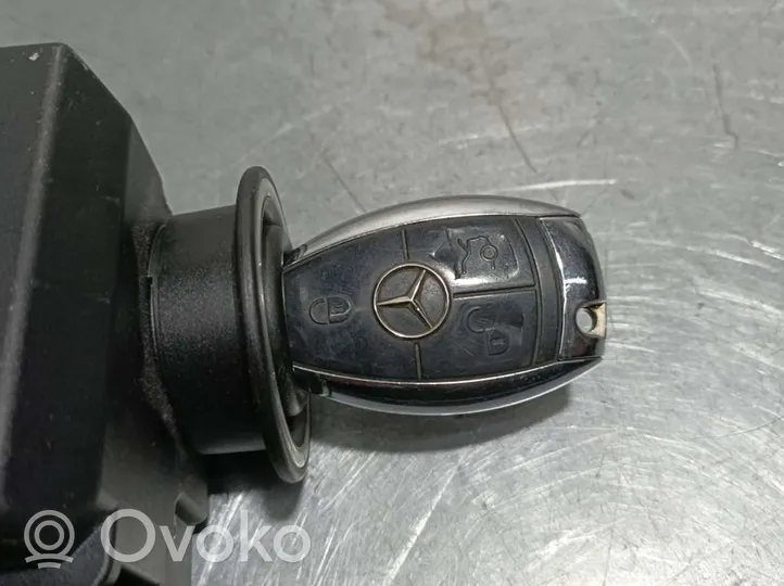 Mercedes-Benz C W204 Virtalukko A2045451308