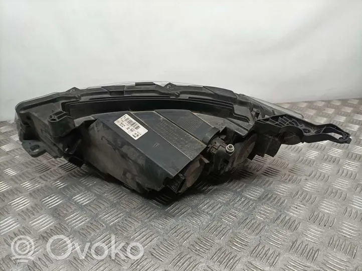 Citroen C-Elysée Lampa przednia 9817297880