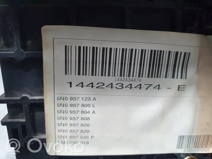 Volkswagen Tiguan Module de fusibles 5N0937123A