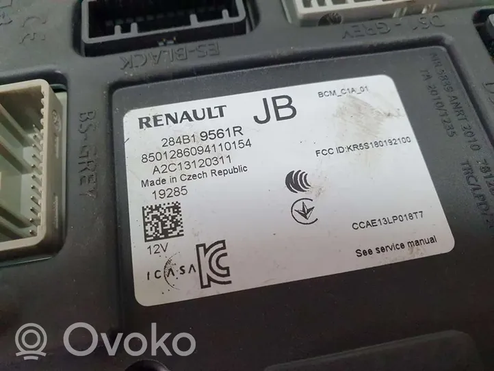 Renault Clio V Autres unités de commande / modules 284B19561R