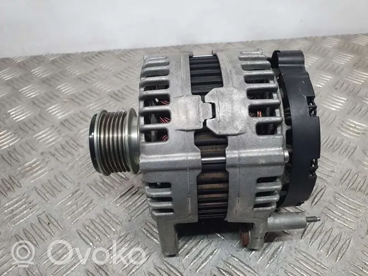 Volkswagen PASSAT B6 Alternator 03G903023