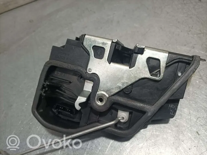 BMW 3 F30 F35 F31 Serrure de porte avant 7229461