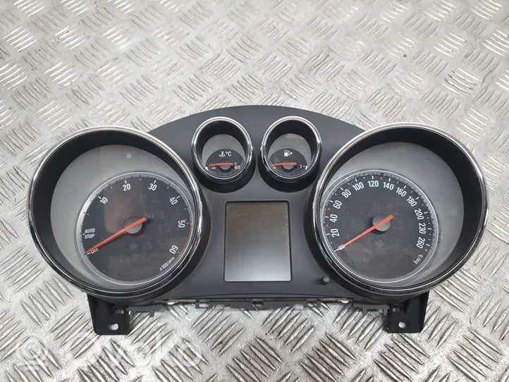 Opel Zafira C Geschwindigkeitsmesser Cockpit 13442454