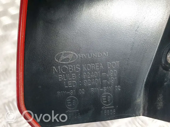 Hyundai Kona I Feux arrière / postérieurs 92404J9000