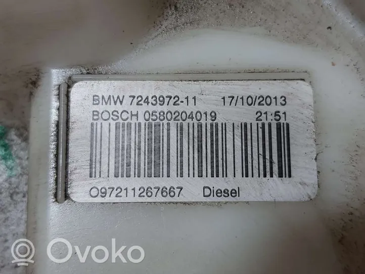 BMW 3 F30 F35 F31 Pompa paliwa w zbiorniku 724397211