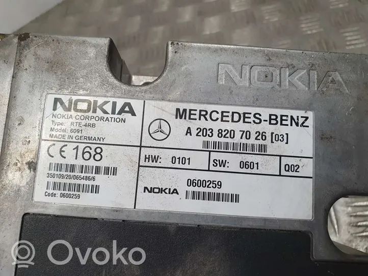 Mercedes-Benz C W203 Citu veidu vadības bloki / moduļi A2038207026