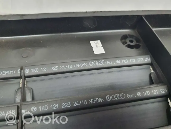 Volkswagen Tiguan Ventilateur de refroidissement de radiateur électrique 1K0121223