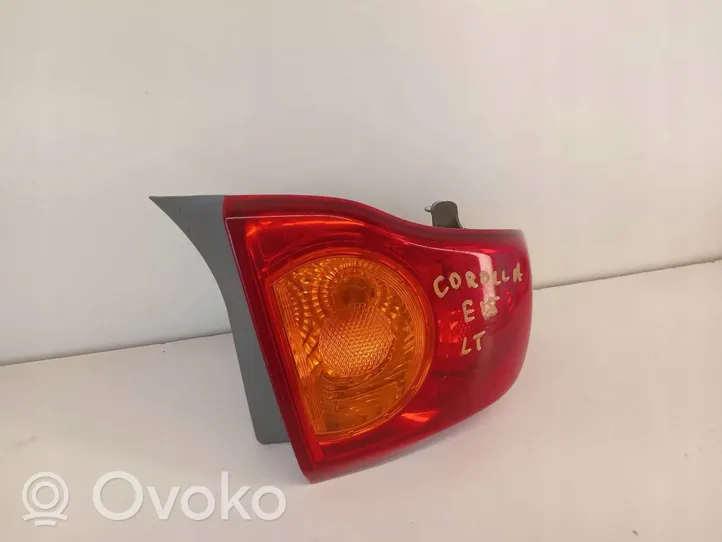 Toyota Corolla E140 E150 Задний фонарь в кузове 8155112A10