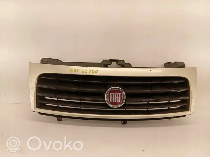 Fiat Scudo Grille de calandre avant 