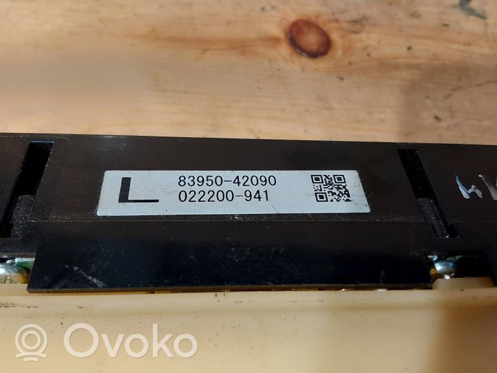 Toyota RAV 4 (XA40) Monitor/display/piccolo schermo 8395042090