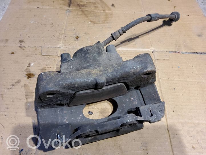 Volkswagen Multivan T5 Front brake caliper 7h0106b