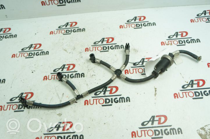 Subaru Trezia Tuyau d'alimentation d'injecteur de carburant 2376033030