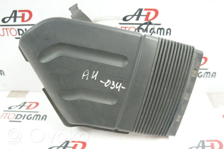 Audi A4 S4 B7 8E 8H Parte del condotto di aspirazione dell'aria 8E0129617E