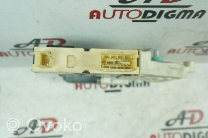 Citroen C4 I Motorino alzacristalli della portiera anteriore 996387102