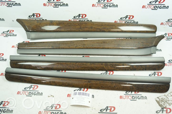 Audi A8 S8 D3 4E Set di rivestimento del pannello della portiera 4E0867419