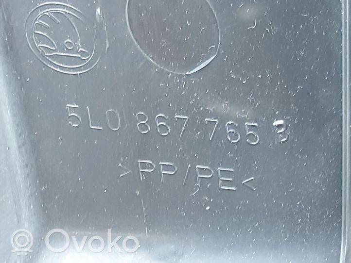 Skoda Yeti (5L) Osłona górna fotela tylnego 5L0867765