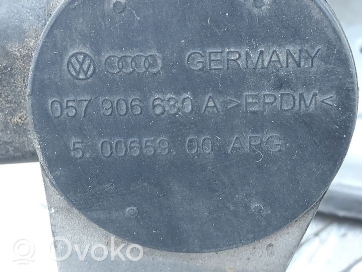 Audi A8 S8 D3 4E Électrovanne turbo 057906630A