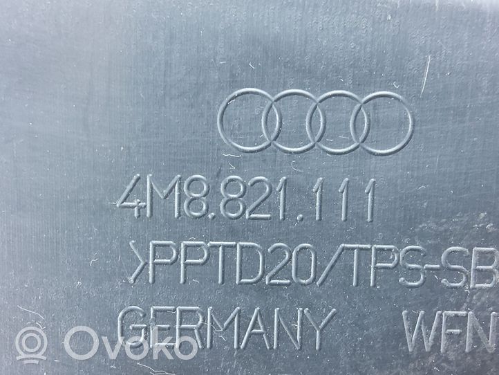 Audi Q8 Lokasuojan päätylista 4M8821111