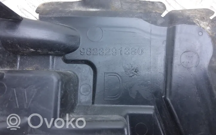 Peugeot 208 Wlot / Kanał powietrza intercoolera 9823291380